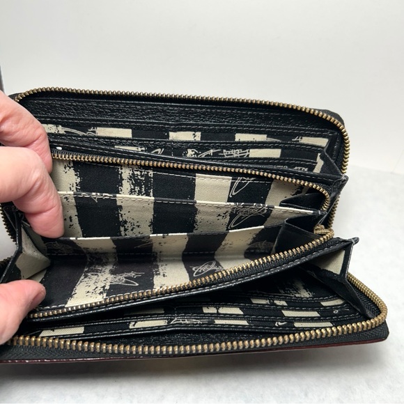Vivienne Westwood Black Zip-Around Cont. Leather Wallet with Gold Orb Logo EUC - Picture 11 of 15
